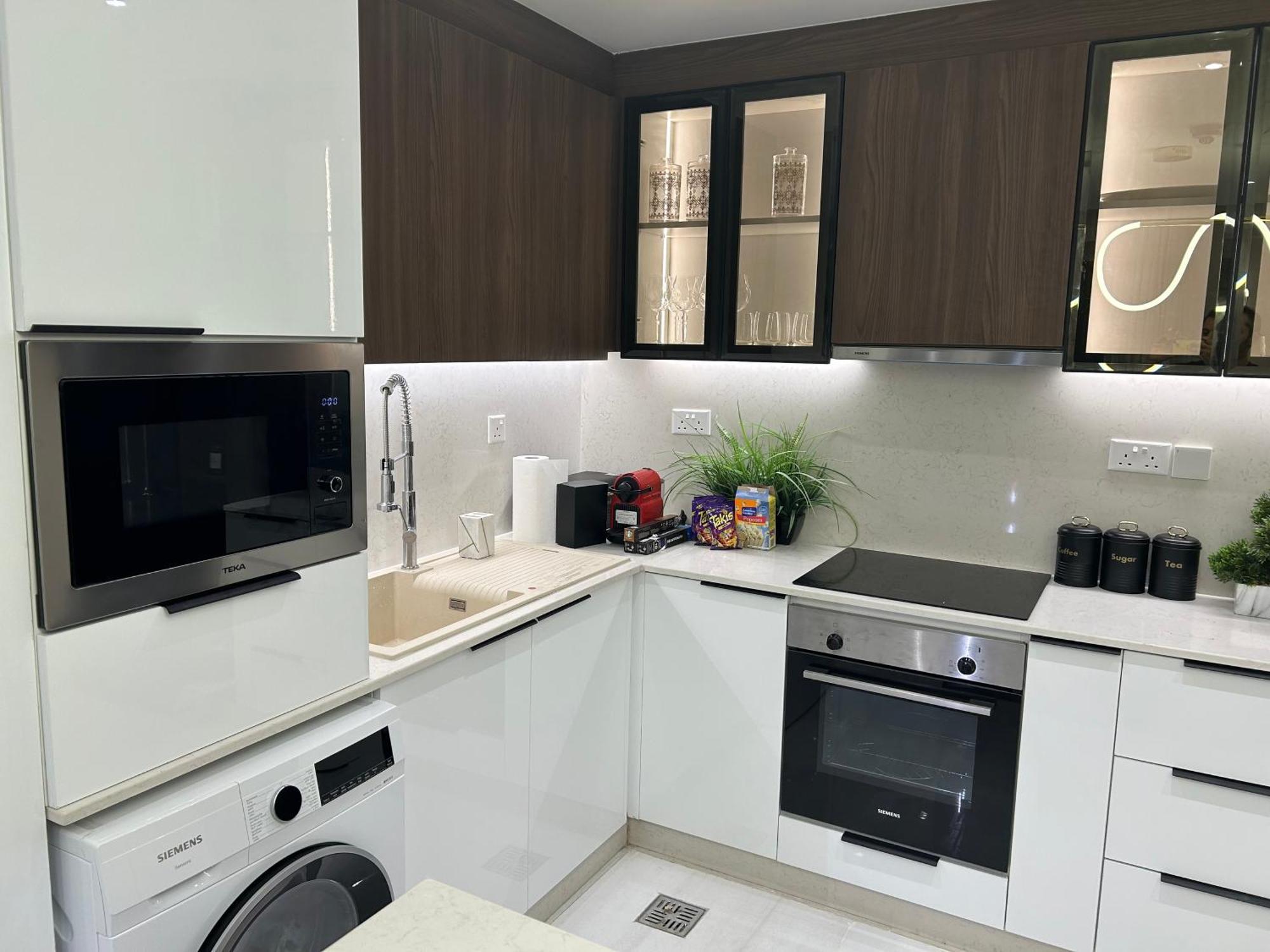 Apartamento Usmans 4Bdrm Jbr Sadaf Next To Ritz Carlton Walk Dubái Exterior foto